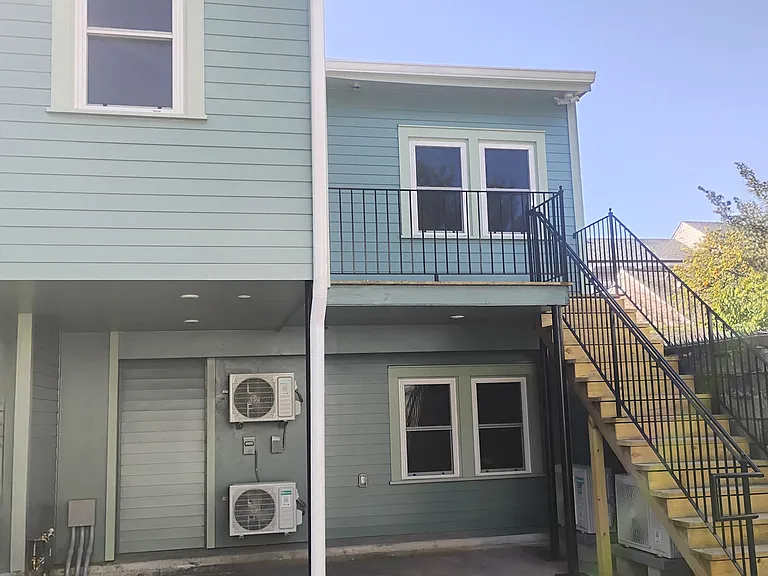 720 Spain St #2A — Photo 9