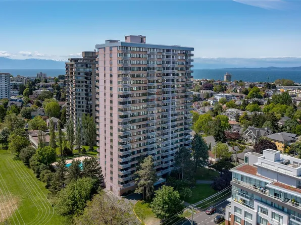 647 Michigan St #1106, Victoria, BC V8V 1S9