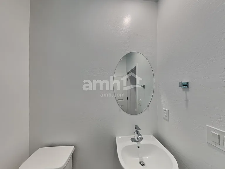 4540 S 98th Ln — Photo 8