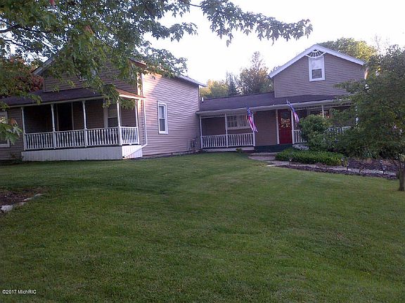 2nd image of 116 N Smith St