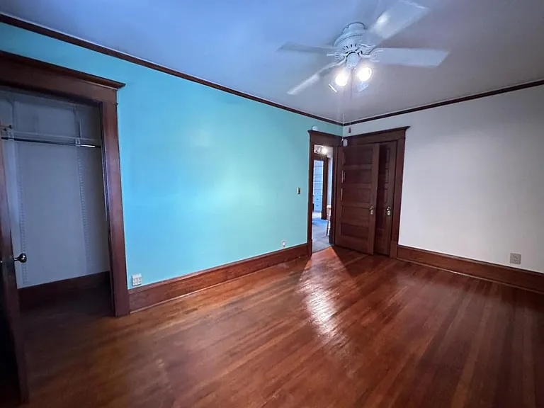431 N Cherry St — Photo 14