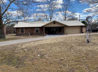9 Grant French Addition Rd, Eufaula, OK 74432