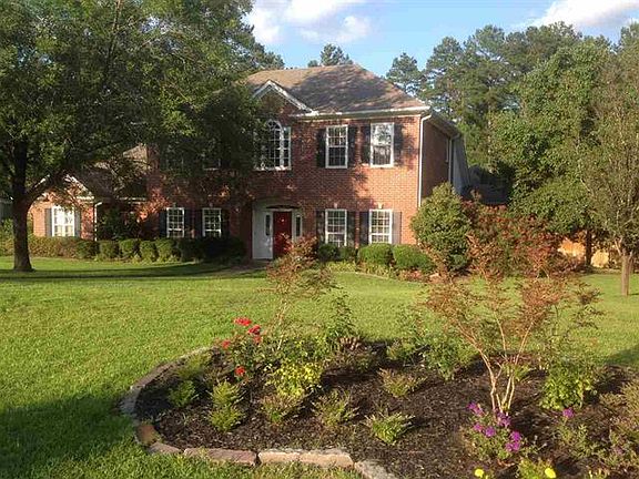 2nd image of 114 Oak Isle Dr