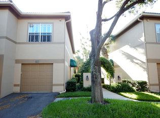 1007 Normandy Trace Rd, Tampa, FL 33602