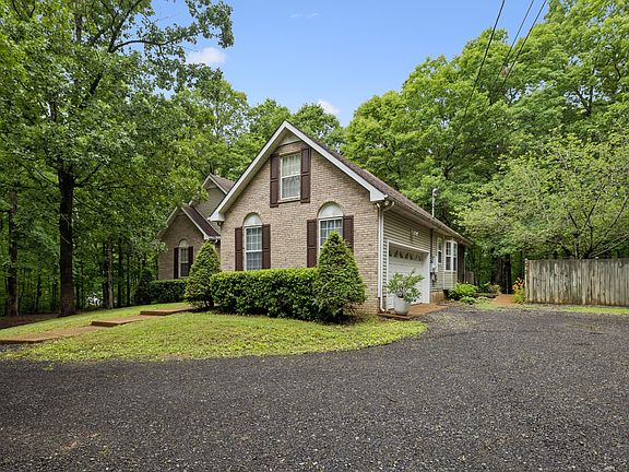 5th image of 5668 Pinewood Rd