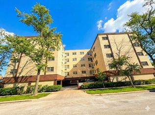 7840 W North Ave APT 2K, Elmwood Park, IL 60707