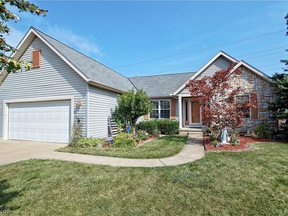 1st image of 8036 Oak Tree Dr N