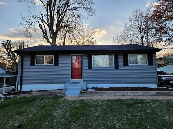 10011 Mayo Dr, Saint Louis, MO 63123
