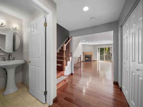 473 Undercliff Avenue image 14 of 33