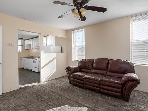 4th image of 8512 N Broadway