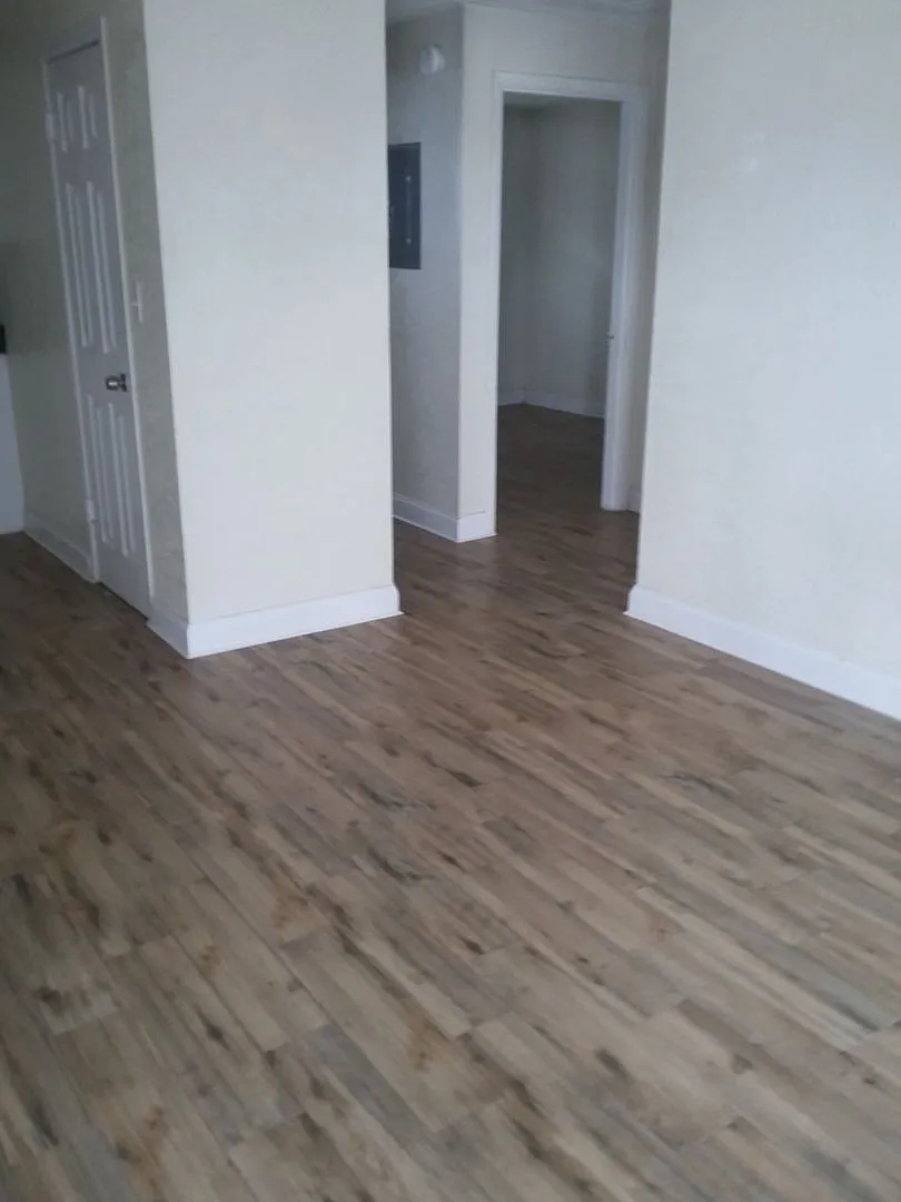 TS - 1710 S. Washington Ave Unit 06 — Photo 3