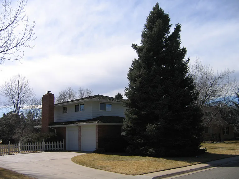 5800 W Plymouth Dr — Photo 1
