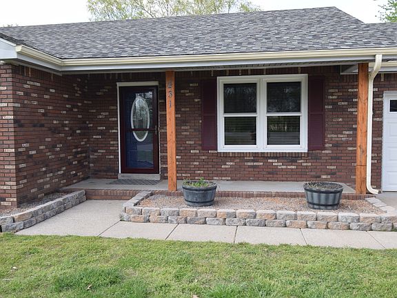 4th image of 231 Marshall Dr