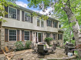 1394 Laurel Oaks Dr, Streamwood, IL