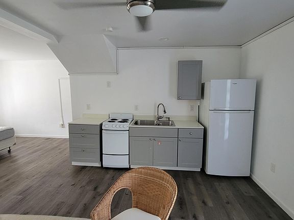 3rd image of 135-9 Frydenhoj Rh St