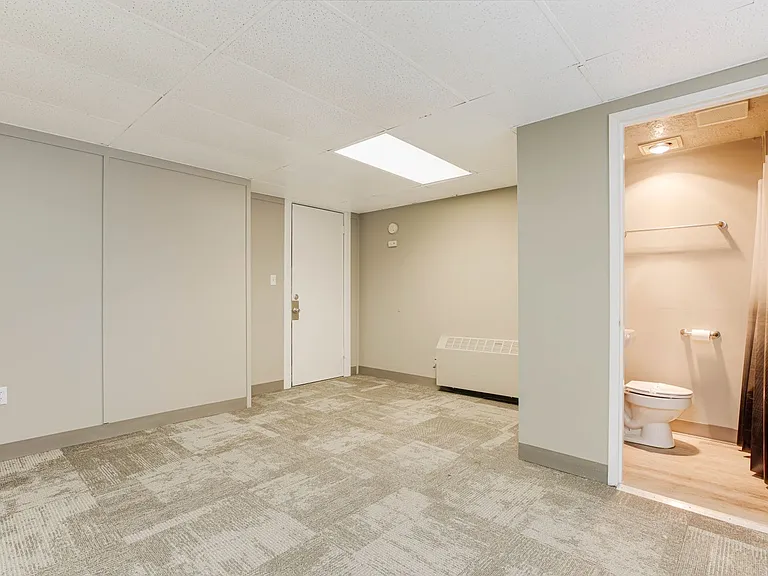 Frances Apts — Photo 25