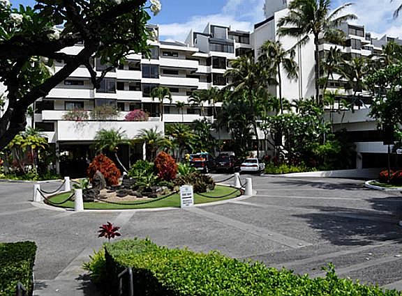 3rd image of 500 Lunalilo Home Rd APT 23L