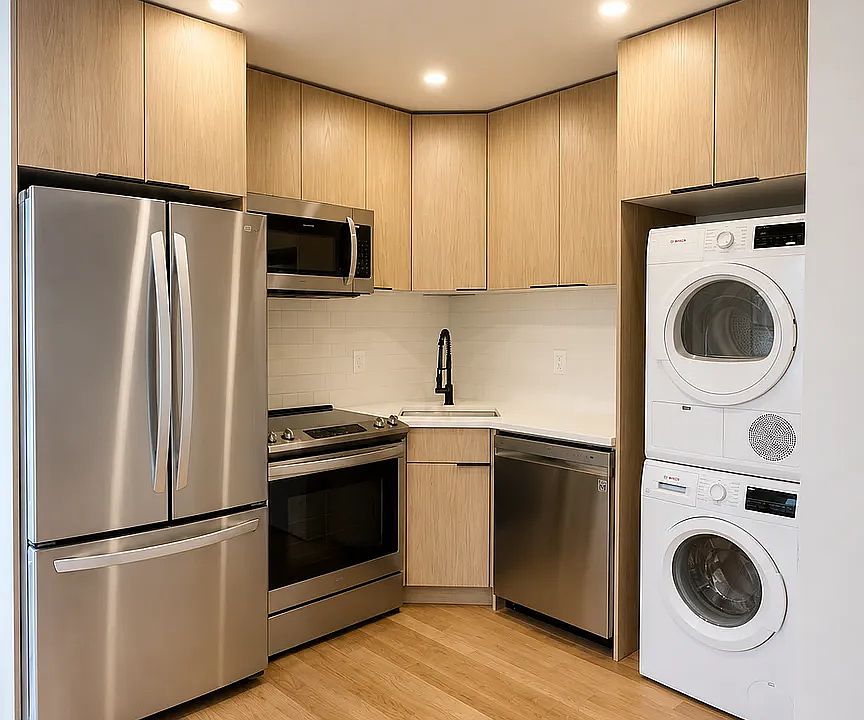 1st image of 407 Graham Ave APT 2R