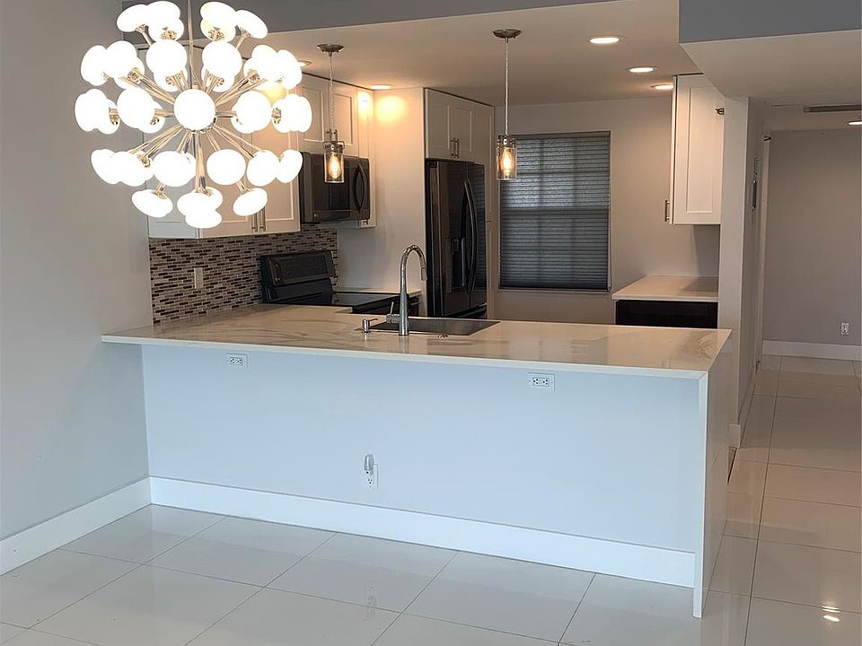 1st image of 3499 Oaks Way #410