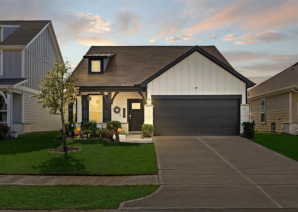 1st image of 17943 Sunny Savanna Drive