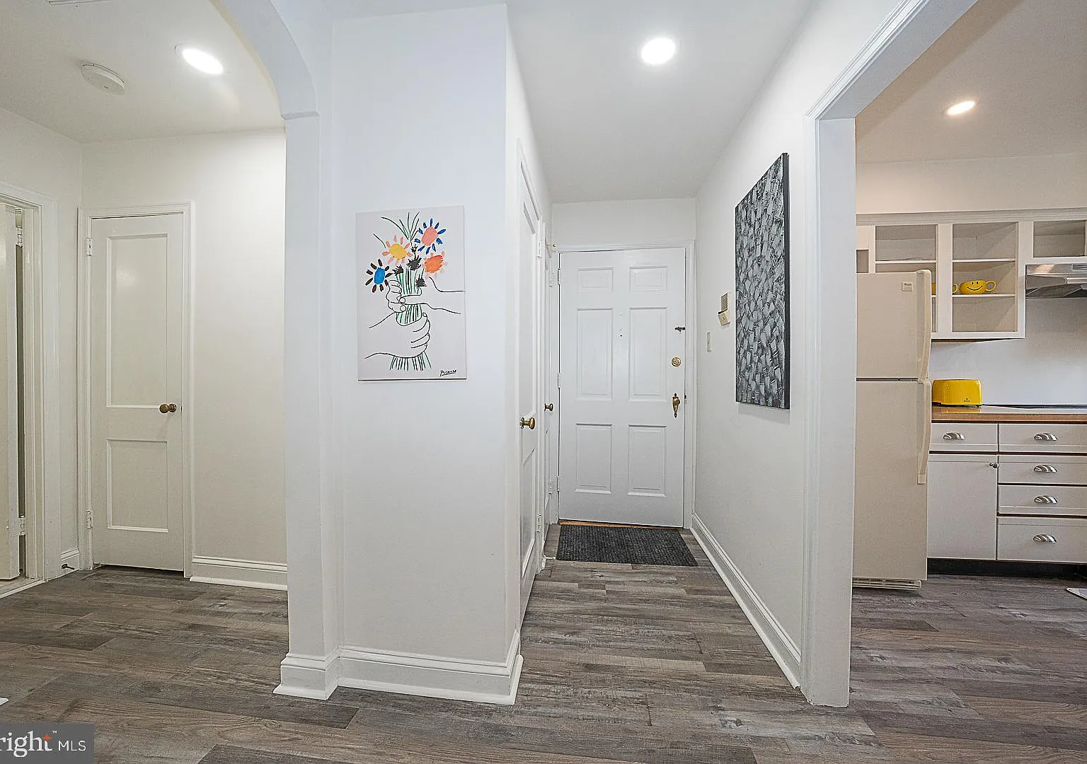 500 E Lancaster Ave — Photo 2