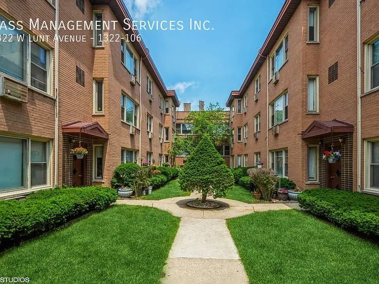 1322 W Lunt Ave #106 — Photo 9