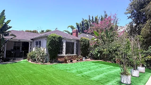3 bed, 2500 sqft, $5,950 — Photo 1