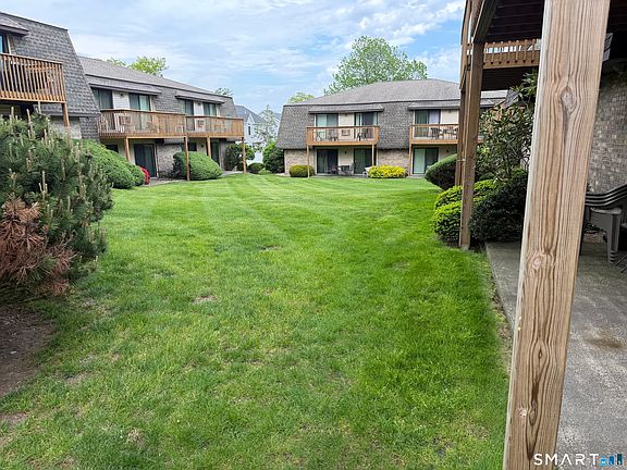 3rd image of 180 Colonial Road APT A2