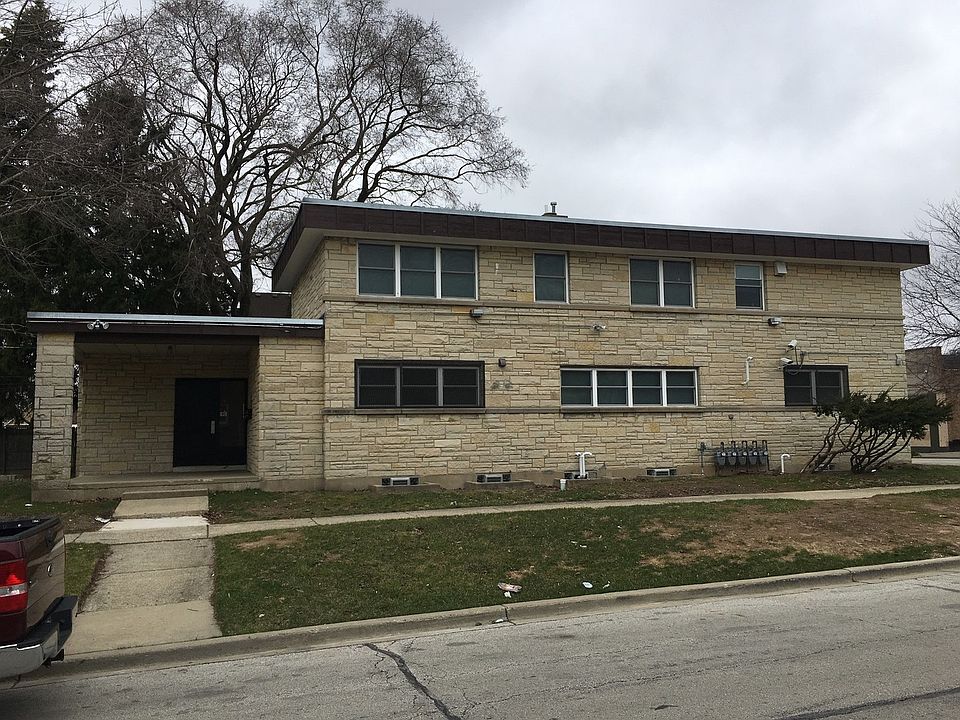 1st image of 601 10th St #103