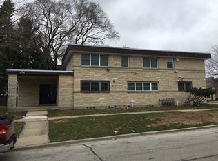 601 10th St #103, North Chicago, IL 60064
