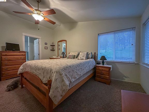 5th image of 18081 Box Factory Rd