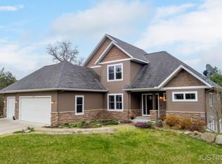 11510 152nd Ave, West Olive, MI 49460