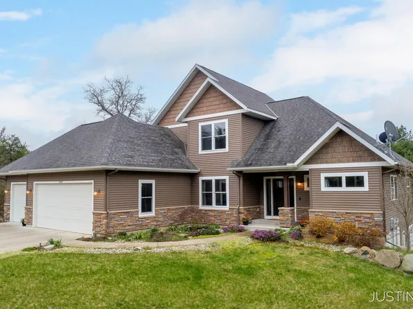 11510 152nd Ave, West Olive, MI 49460