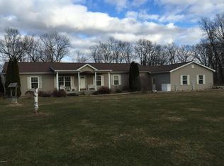 3137 Hickory Ln, Saranac, MI 48881