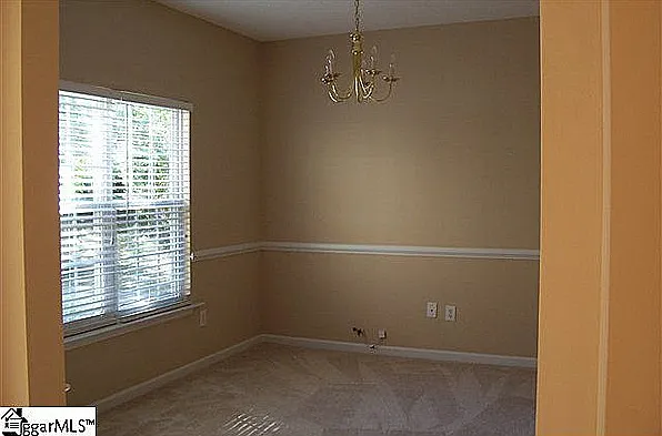 117 Shelby Ct — Photo 12