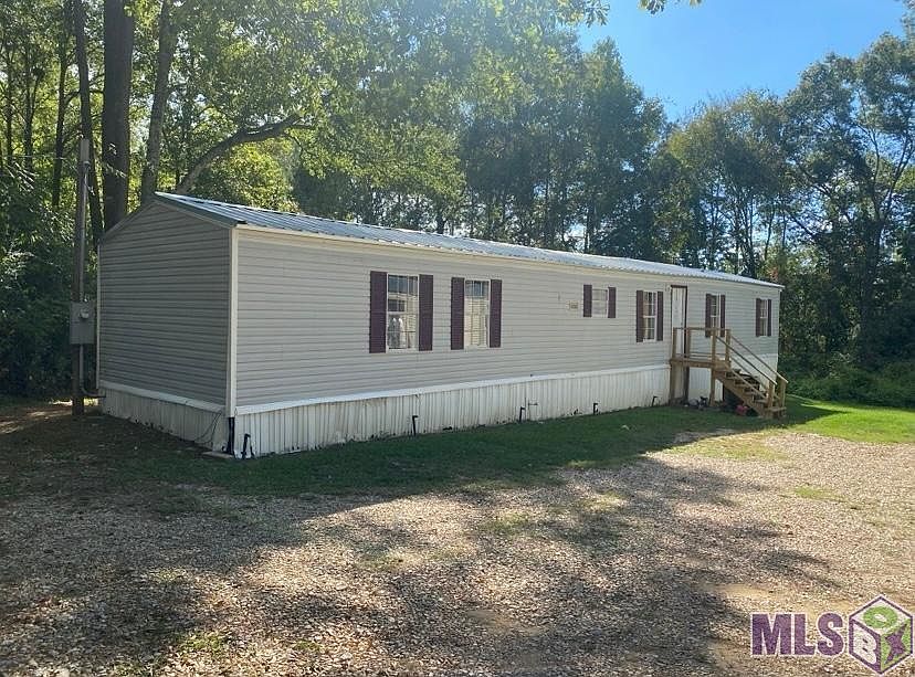 1st image of 3240 Lillian Dr