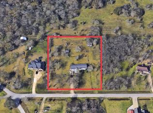 8815 Hoskins Rd, Freeport, TX 77541