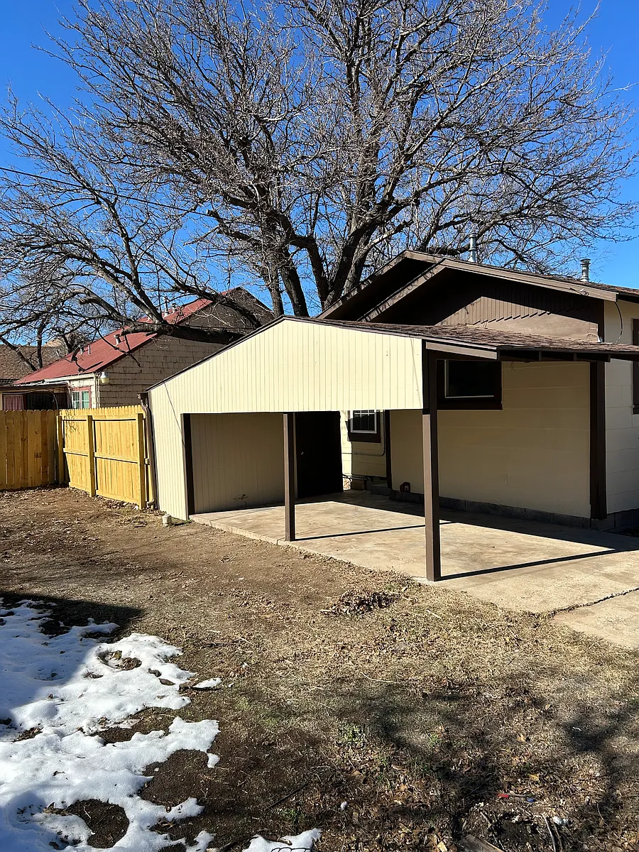 Building Photo - 1300 S Hayden St