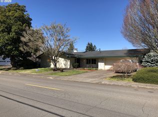 833 NW 19th St, McMinnville, OR