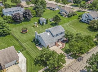 24321 S Iroquois Dr, Channahon, IL 60410
