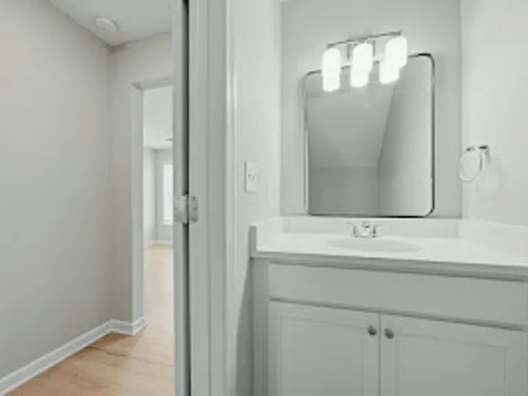 Westshire Townhomes — Photo 27