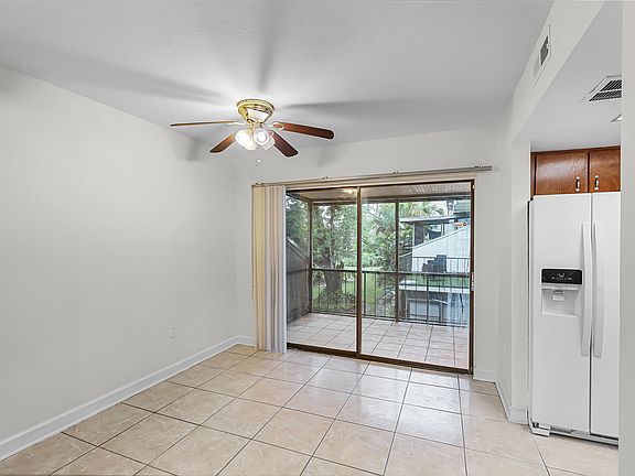 5th image of 6095 Village Cir