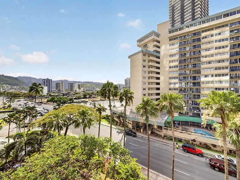 1888 Kalakaua Ave #907 — Photo 32
