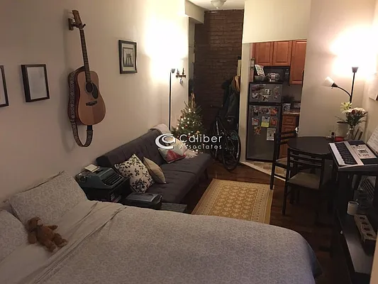 Rented by Kodo Properties Inc | media 7