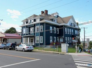 570 Broad St APT 2A, Meriden, CT 06450