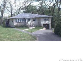 142 Hauser St, Waterbury, CT 06704