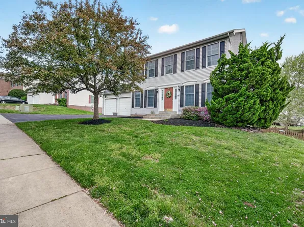 2094 E Greenleaf Dr, Frederick, MD 21702