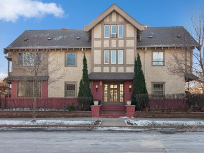 1121 Douglas Ave, Minneapolis, MN, 55403