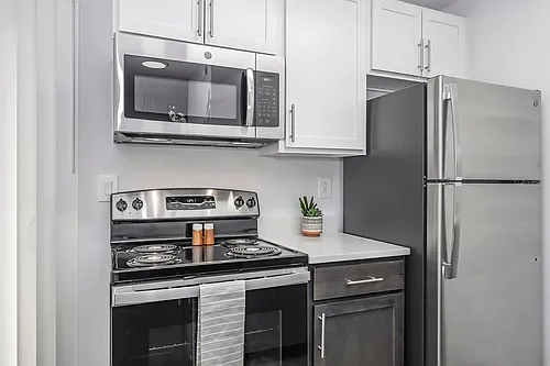 Windsor Place Apartments Photo 1