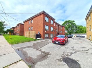 2434 Keele St #10, Toronto, ON M6L2N2